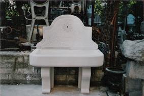 fontana in pietra nuova